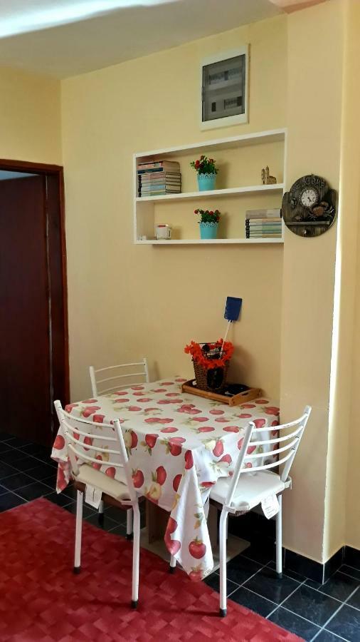 Apartman Tatjana Sutomore Εξωτερικό φωτογραφία