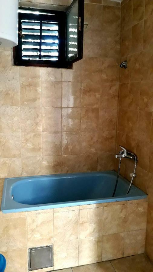 Apartman Tatjana Sutomore Εξωτερικό φωτογραφία